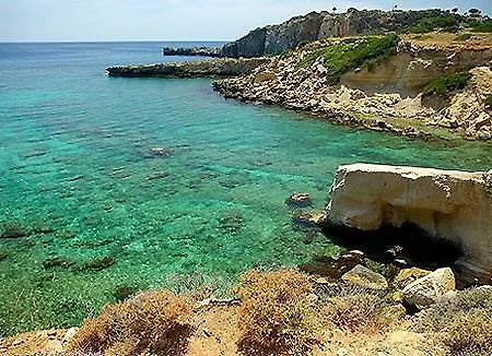 Apostolis