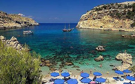 Apostolis 3*